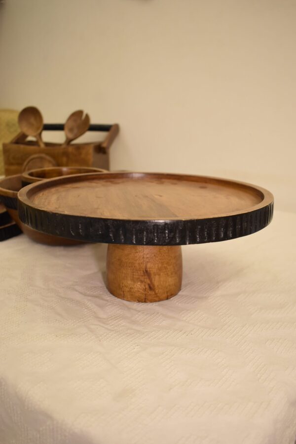 Nakkashi Cake Stand